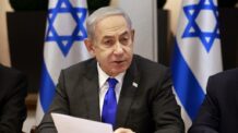 Benjamin Netanyahu passará por uma cirurgia de hérnia