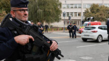 França anuncia estado de alerta máximo para risco de ataque terrorista