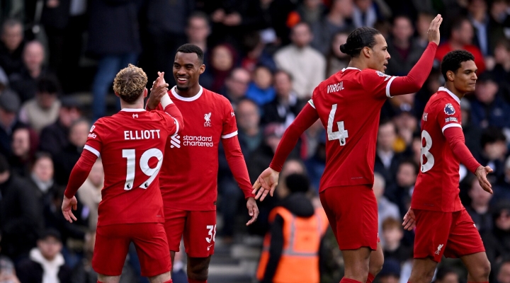 Liverpool 3-1 Fulham: Rotated respondem com estilo para manter vivas as esperanças