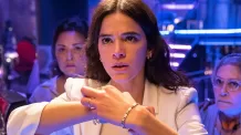 Nem mesmo a Bruna Marquezine consegue reverter a maré para Besouro Azul